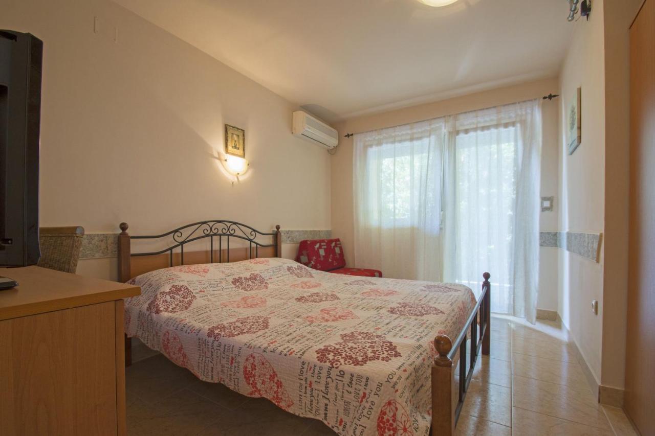 Apartments Oaza Dramalj Exterior photo